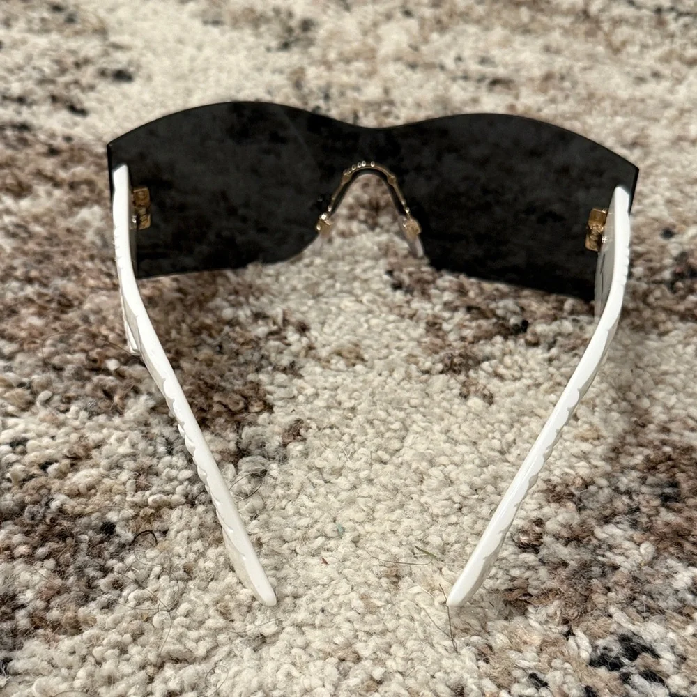 NEW Burberry Shield Sunglasses